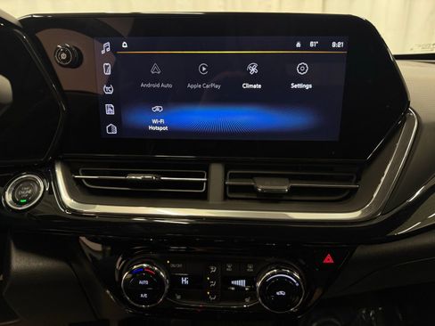 Used 2024 Chevrolet Trax RS w/ Driver Confidence Package image 14