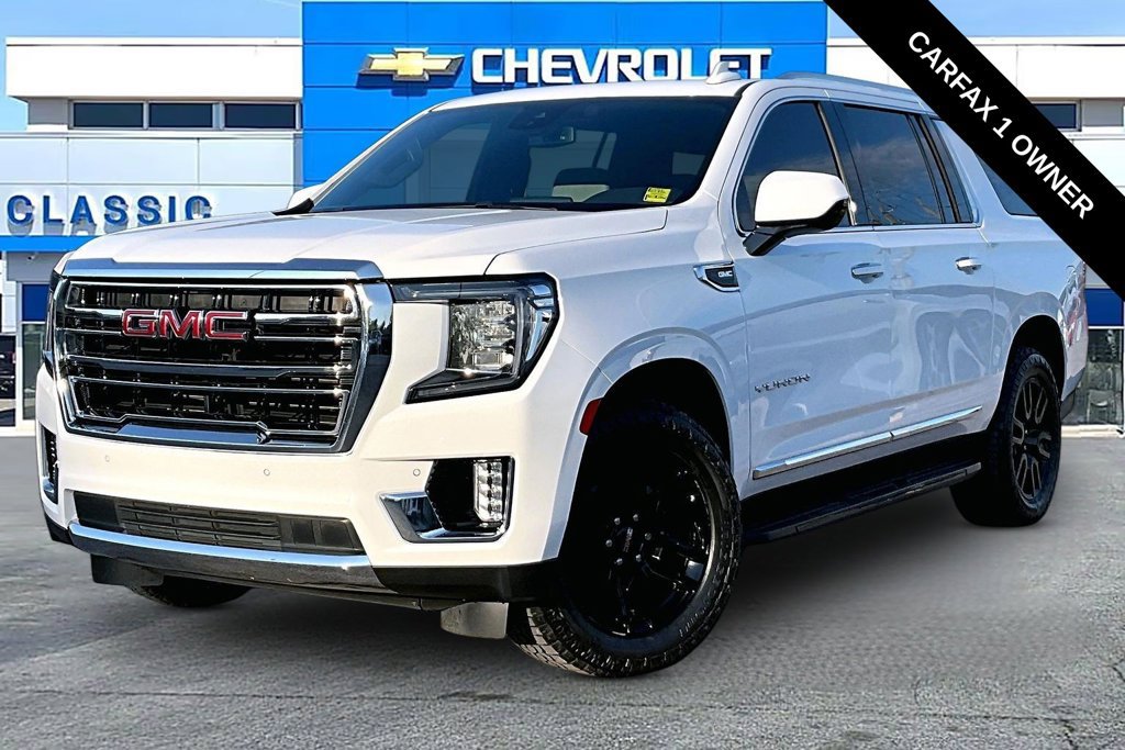 Used 2023 GMC Yukon XL SLT AWD/4WD image 2