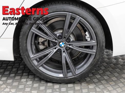 Used 2022 BMW 330i xDrive Sedan w/ M Sport Package image 33