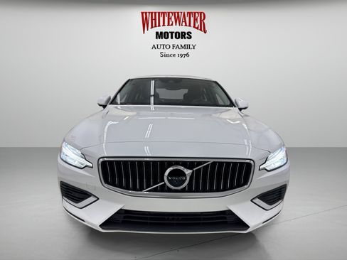 Used 2021 Volvo S60 T8 Inscription image 6