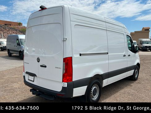 Used 2026 Mercedes-Benz Sprinter 2500 image 5