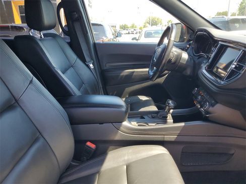 Used 2022 Dodge Durango GT image 38
