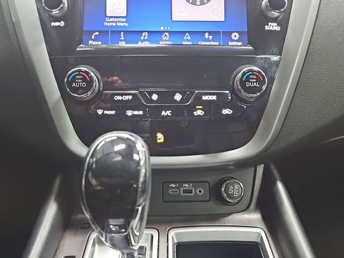 Used 2021 Nissan Murano Platinum w/ Cargo Package image 23