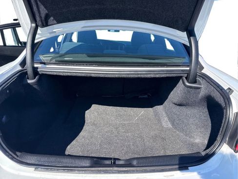 Used 2019 Dodge Charger SXT image 20