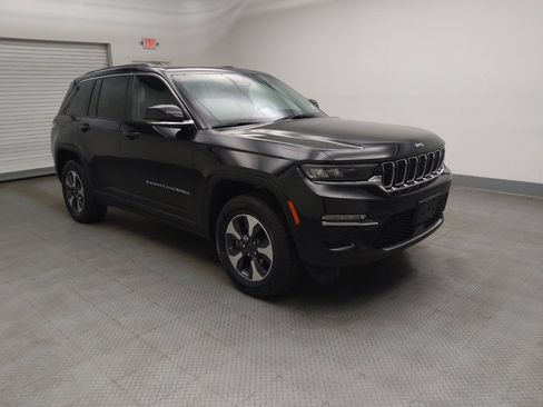 Used 2023 Jeep Grand Cherokee 4WD 4xe image 11