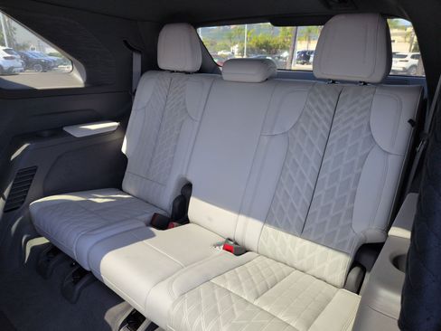 Used 2025 Cadillac Escalade IQ Luxury 1 image 31