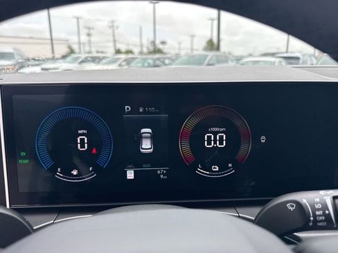 New 2026 Hyundai Santa Fe SE image 21