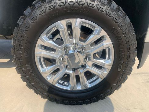 Used 2017 Chevrolet Silverado 2500 LT w/ All Star Edition AWD/4WD image 11
