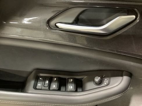 Used 2023 Jeep Grand Cherokee L Laredo image 23