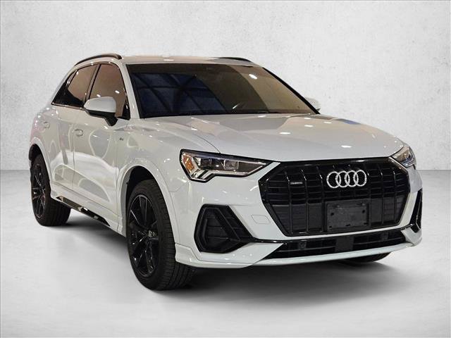 Used 2021 Audi Q3 2.0T Premium Plus w/ Premium Plus Package AWD/4WD image 3