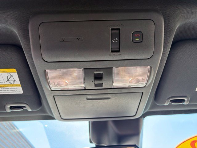 Used 2022 Nissan Frontier PRO-4X w/ Pro-4X Premium Package AWD/4WD image 24