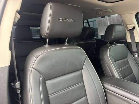 Used 2023 GMC Acadia Denali w/ Black Diamond Edition FWD image 25