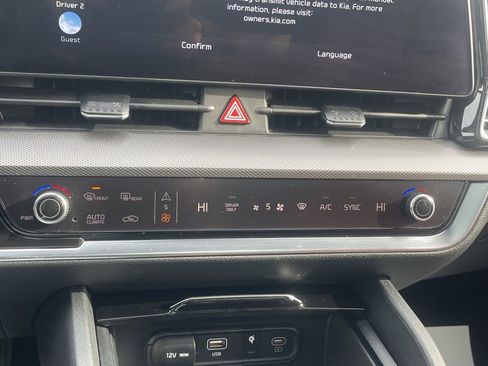Certified 2024 Kia Sportage SX Prestige image 42