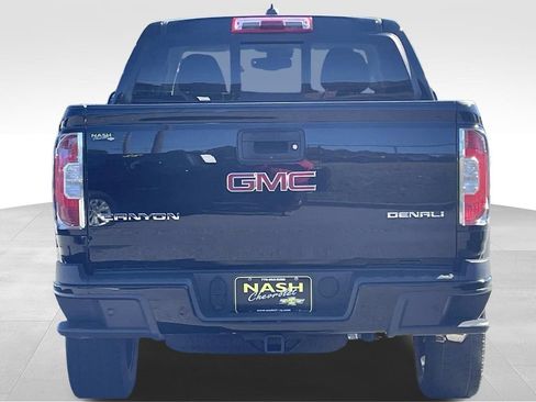 Used 2019 GMC Canyon Denali image 4