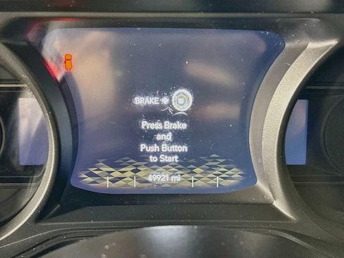 Used 2024 Jeep Wrangler Unlimited AWD/4WD image 14