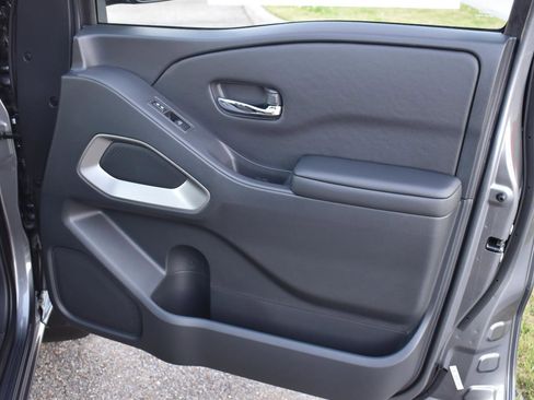 New 2026 Nissan Frontier SV w/ SV Convenience Package image 56