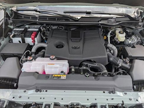 New 2026 Toyota Tundra Limited AWD/4WD image 15