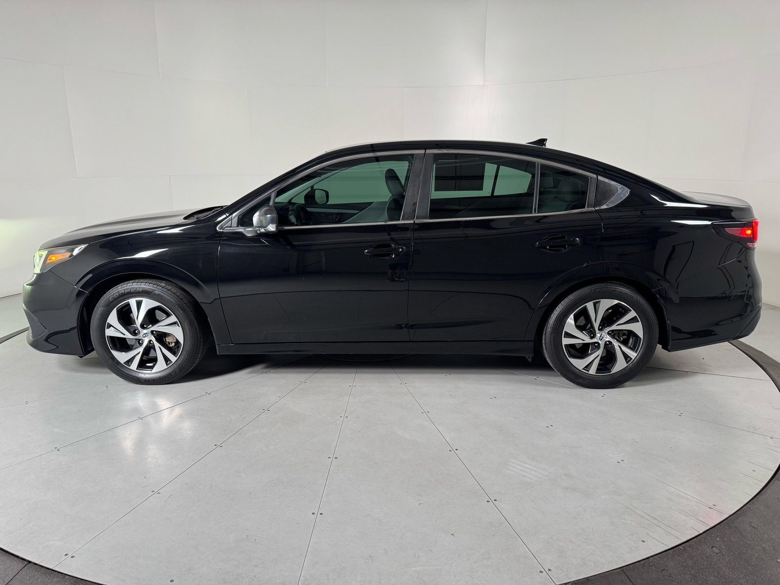Used 2020 Subaru Legacy w/ Alloy Wheel Package AWD/4WD image 2