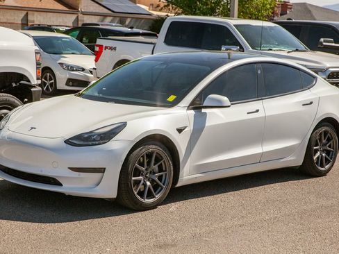 Used 2021 Tesla Model 3 Long Range AWD/4WD image 8