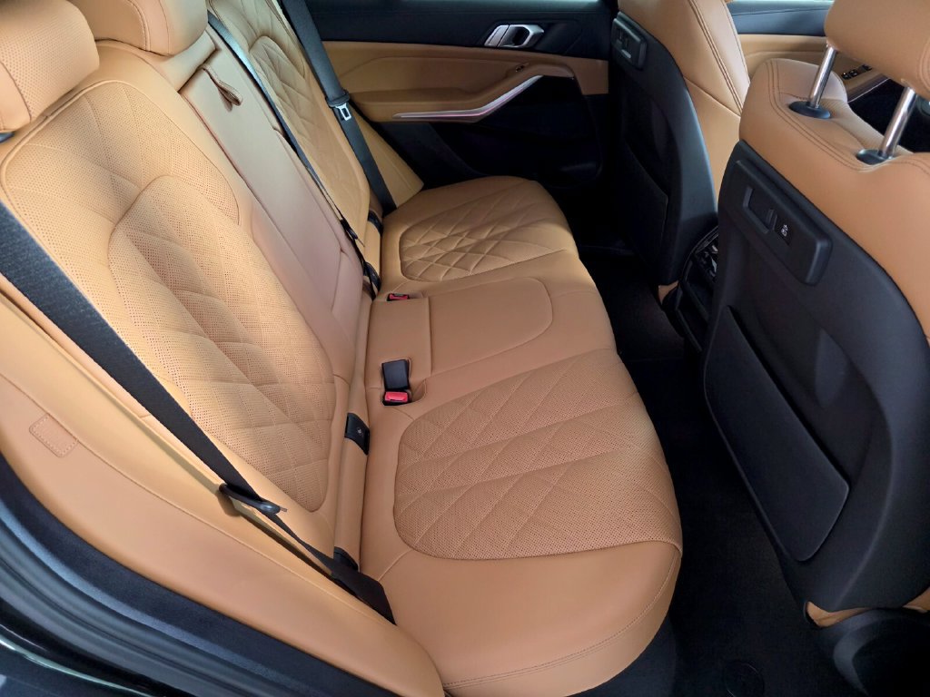 Used 2023 BMW X5 sDrive40i w/ Premium Package RWD image 27