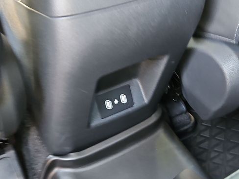 Certified 2026 Hyundai Santa Cruz SEL FWD image 22