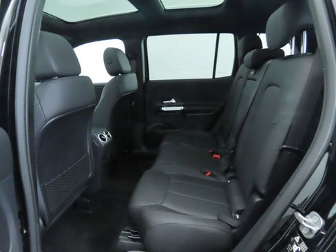 Certified 2025 Mercedes-Benz GLB 250 GLB 250 image 21