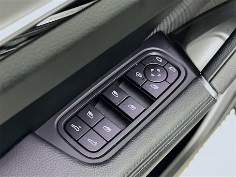 Certified 2023 Porsche Cayenne image 20