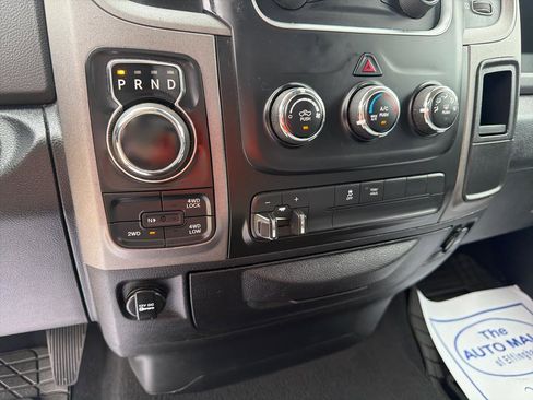 Used 2014 RAM 1500 Express AWD/4WD image 24