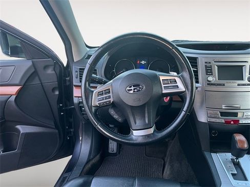 Used 2013 Subaru Outback 2.5i Limited w/ Moonroof Pkg image 12