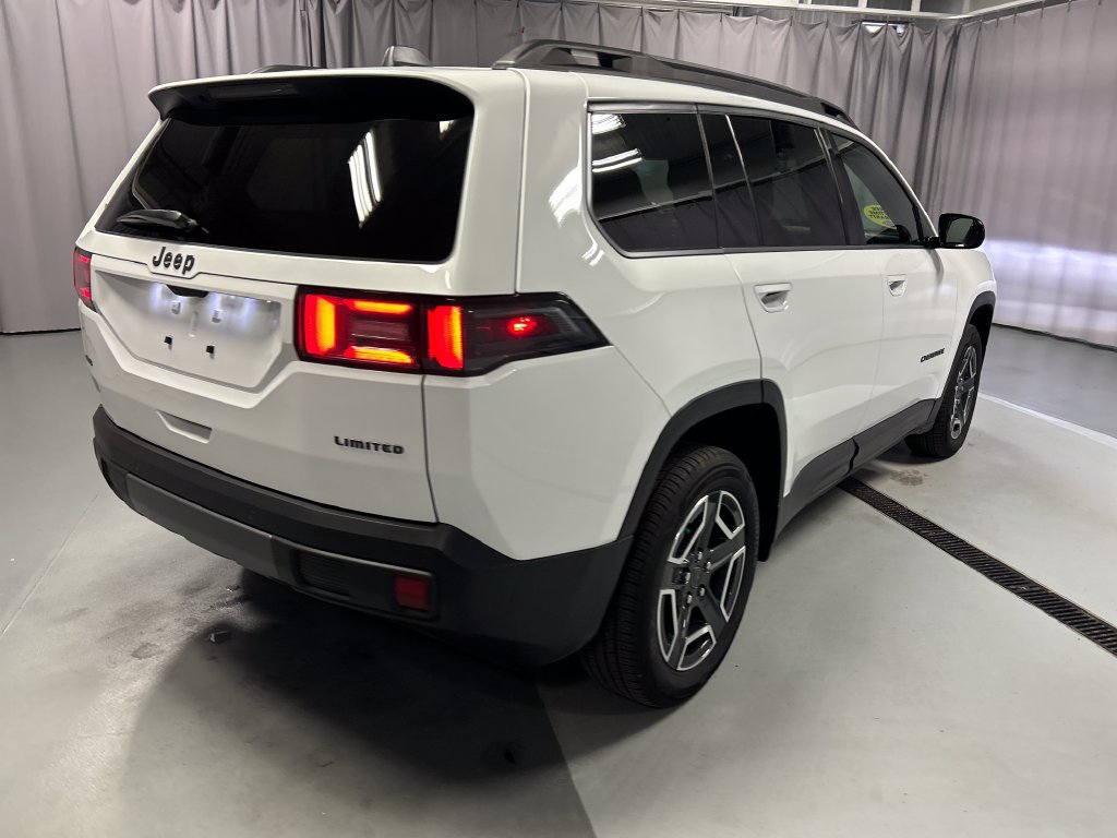 Used 2026 Jeep Cherokee Limited AWD/4WD image 7