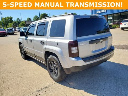 Used 2015 Jeep Patriot Sport image 3