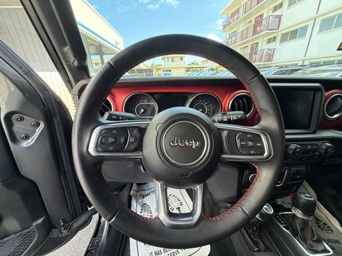 Used 2019 Jeep Wrangler Rubicon AWD/4WD image 14
