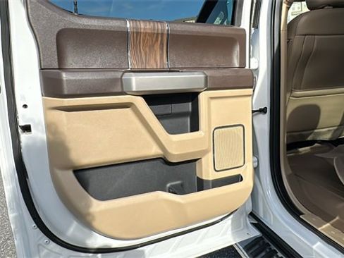 Certified 2019 Ford F150 Lariat image 20