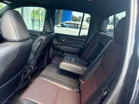 Used 2021 Honda Ridgeline Black Edition image 11