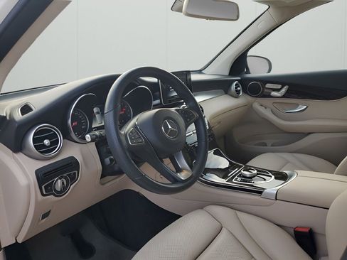 Used 2019 Mercedes-Benz GLC 300 image 29