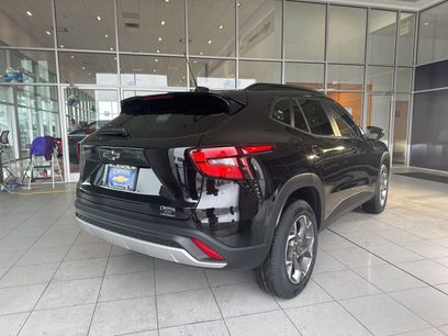 New 2026 Chevrolet Trax LT w/ Sunroof Package