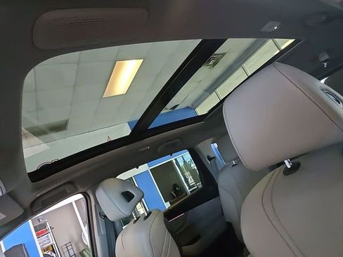 Certified 2025 Acura MDX FWD w/ Technology Package image 22