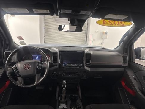 Used 2024 Nissan Frontier PRO-4X w/ Off-Road Protection Package AWD/4WD image 16