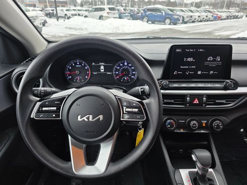 Used 2024 Kia Forte LXS image 10