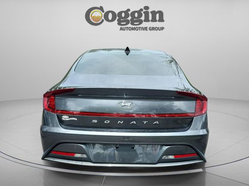 Used 2023 Hyundai Sonata SE w/ Preferred Accessory Package FWD image 4