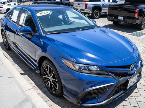 Certified 2024 Toyota Camry SE w/ Convenience Package FWD image 3