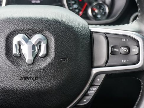 Used 2021 RAM 1500 Big Horn AWD/4WD image 12
