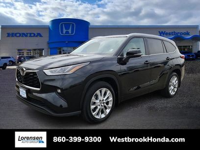 Used 2022 Toyota Highlander Limited