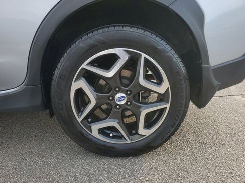 Used 2018 Subaru Crosstrek 2.0i Limited AWD/4WD image 12