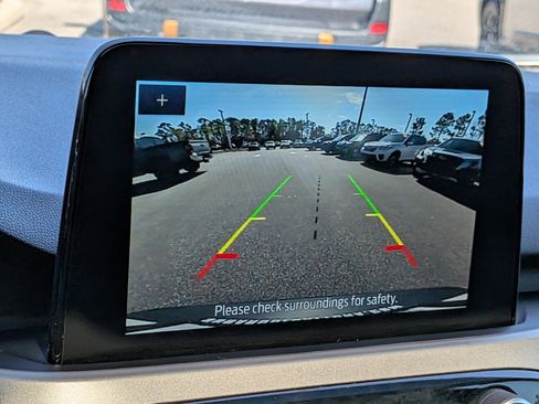 Used 2022 Ford Escape SE w/ SE Sport Appearance Package image 21