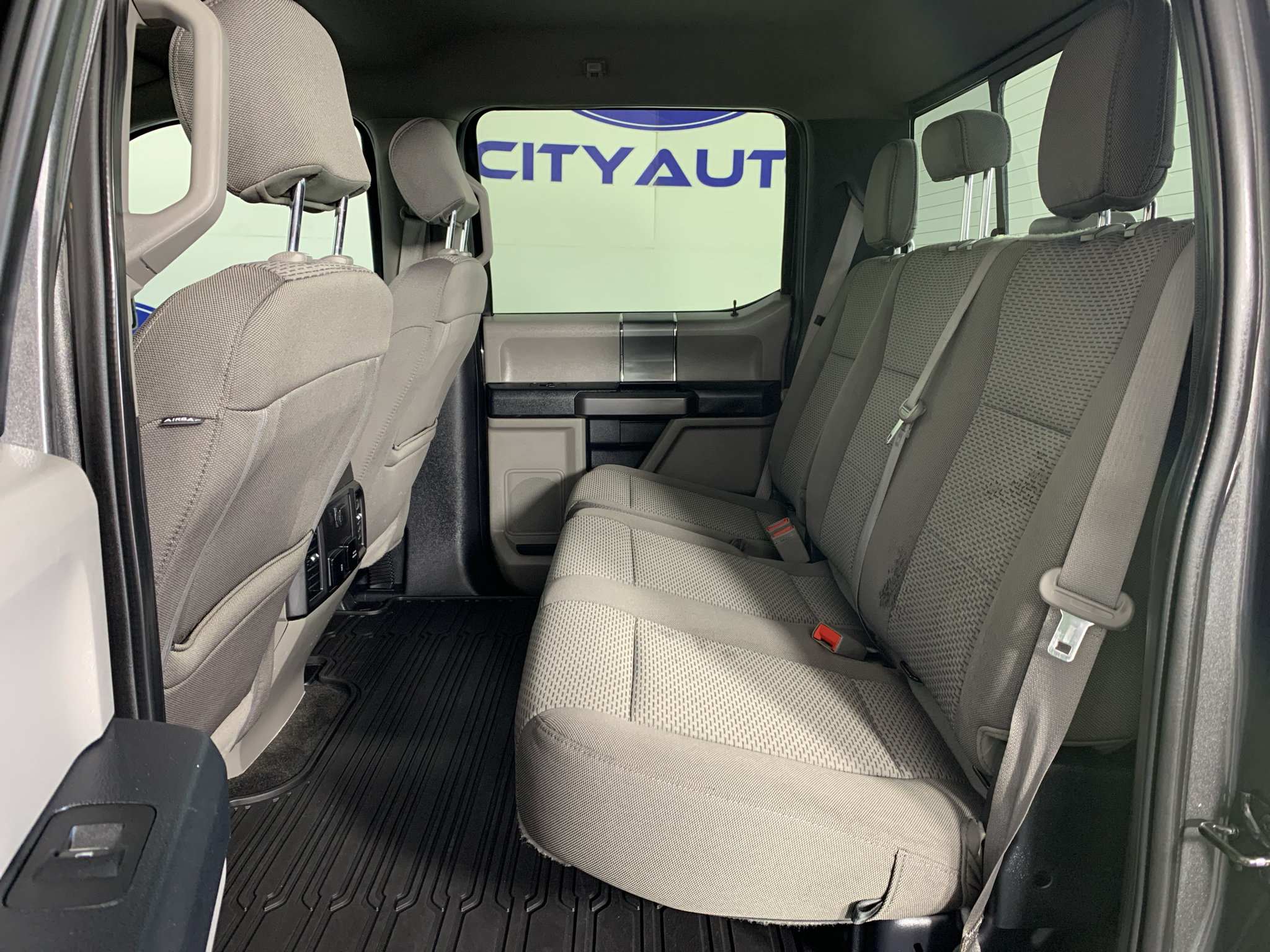 Used 2020 Ford F150 XLT w/ Equipment Group 302A Luxury AWD/4WD image 28