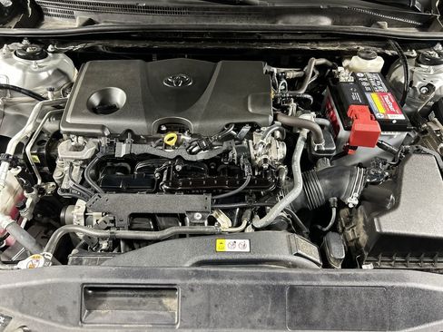 Used 2024 Toyota Camry SE w/ Blackout Package (TMS) image 10