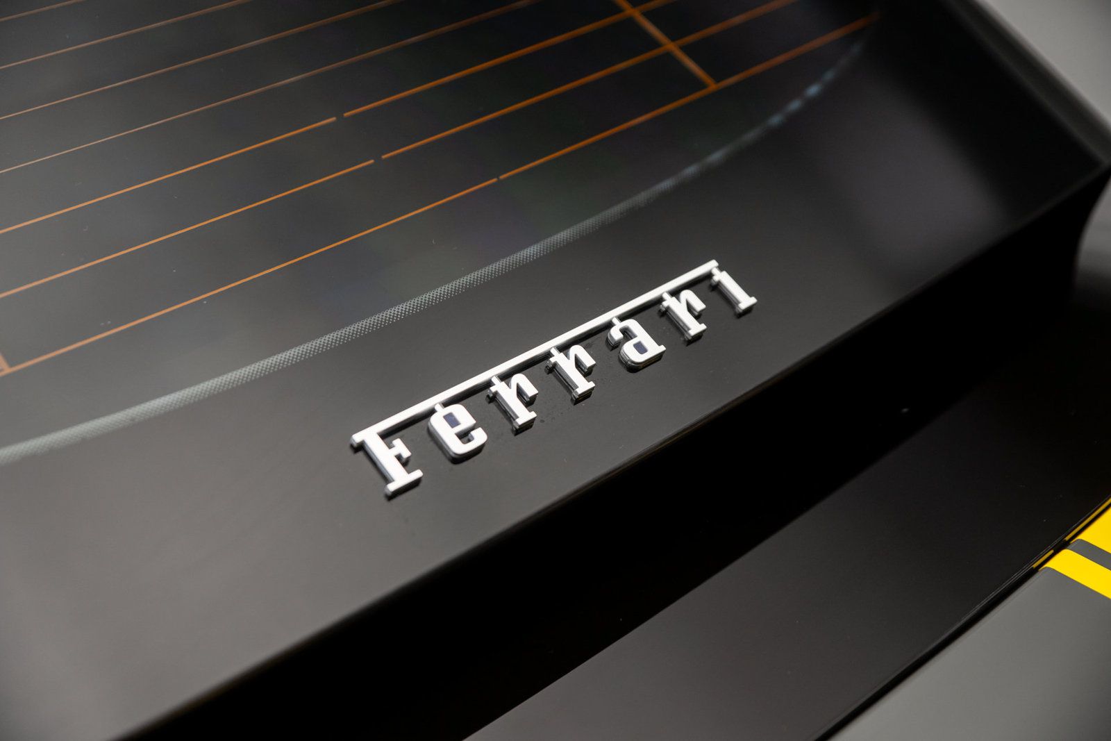 Used 2020 Ferrari 812 Superfast RWD image 33