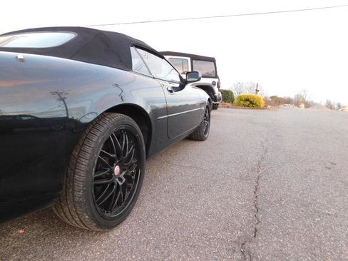 Used 2002 Jaguar XK8 Convertible image 26
