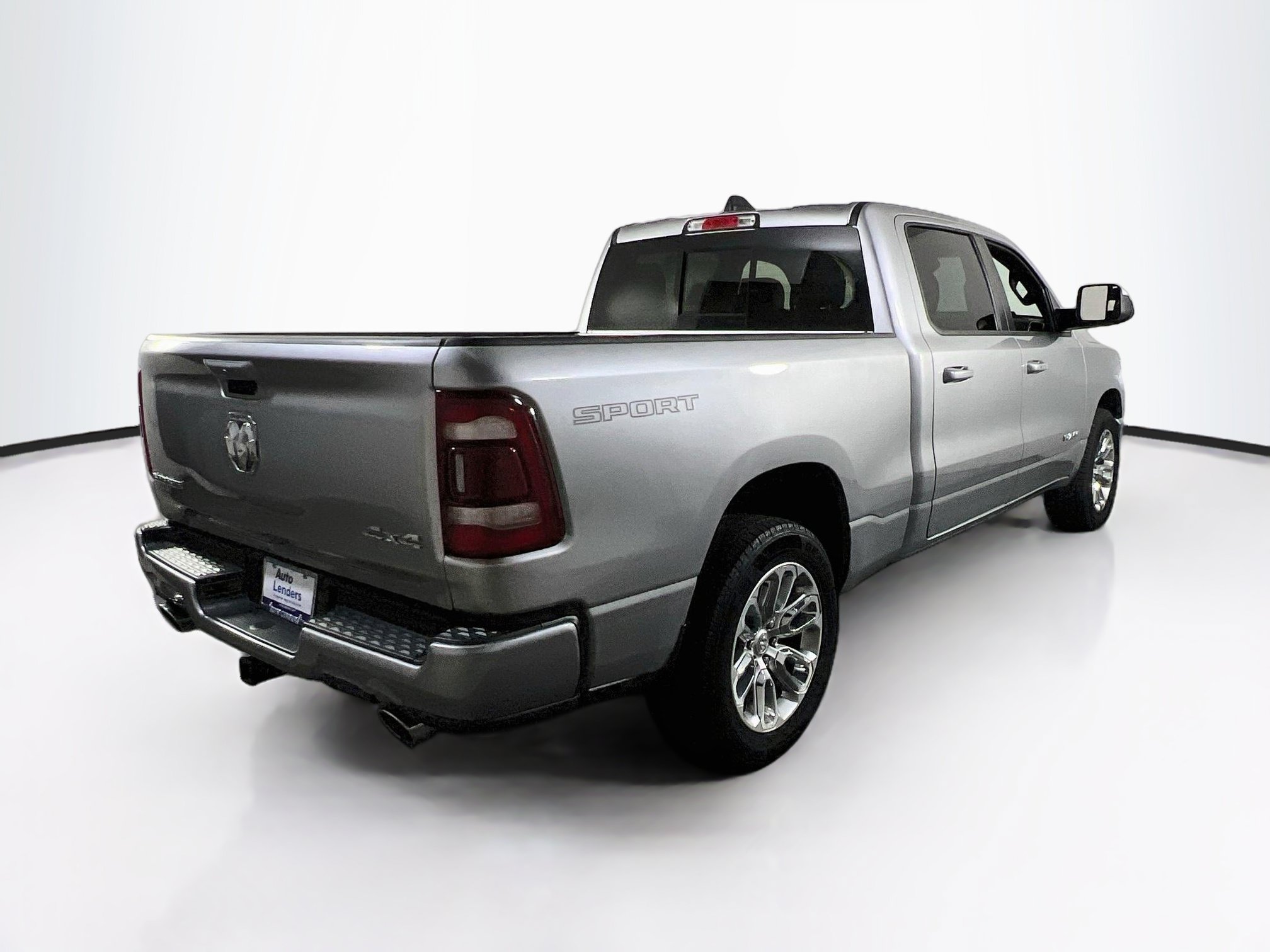 Used 2023 RAM 1500 Laramie AWD/4WD image 5